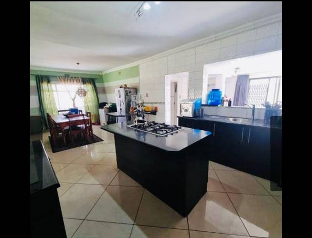 3 BEDROOM HOUSE FOR SALE IN VANDERBIJLPARK SW 1